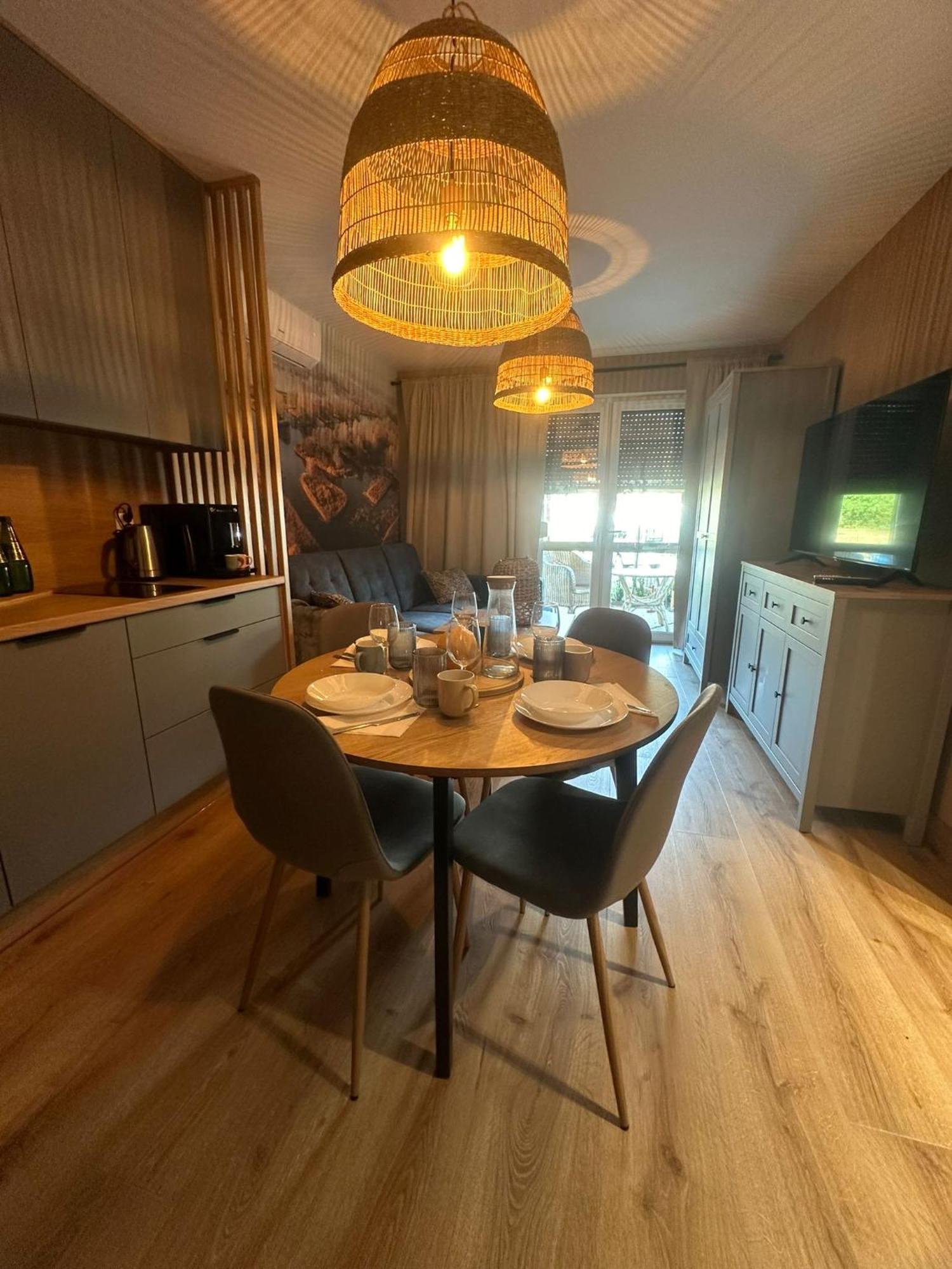 Apartament 8 Z Ogrodkiem I Prywatna Sauna, Rowery, Spacery W Dolinie Baryczy - 5D Apartamenty Milicz Buitenkant foto