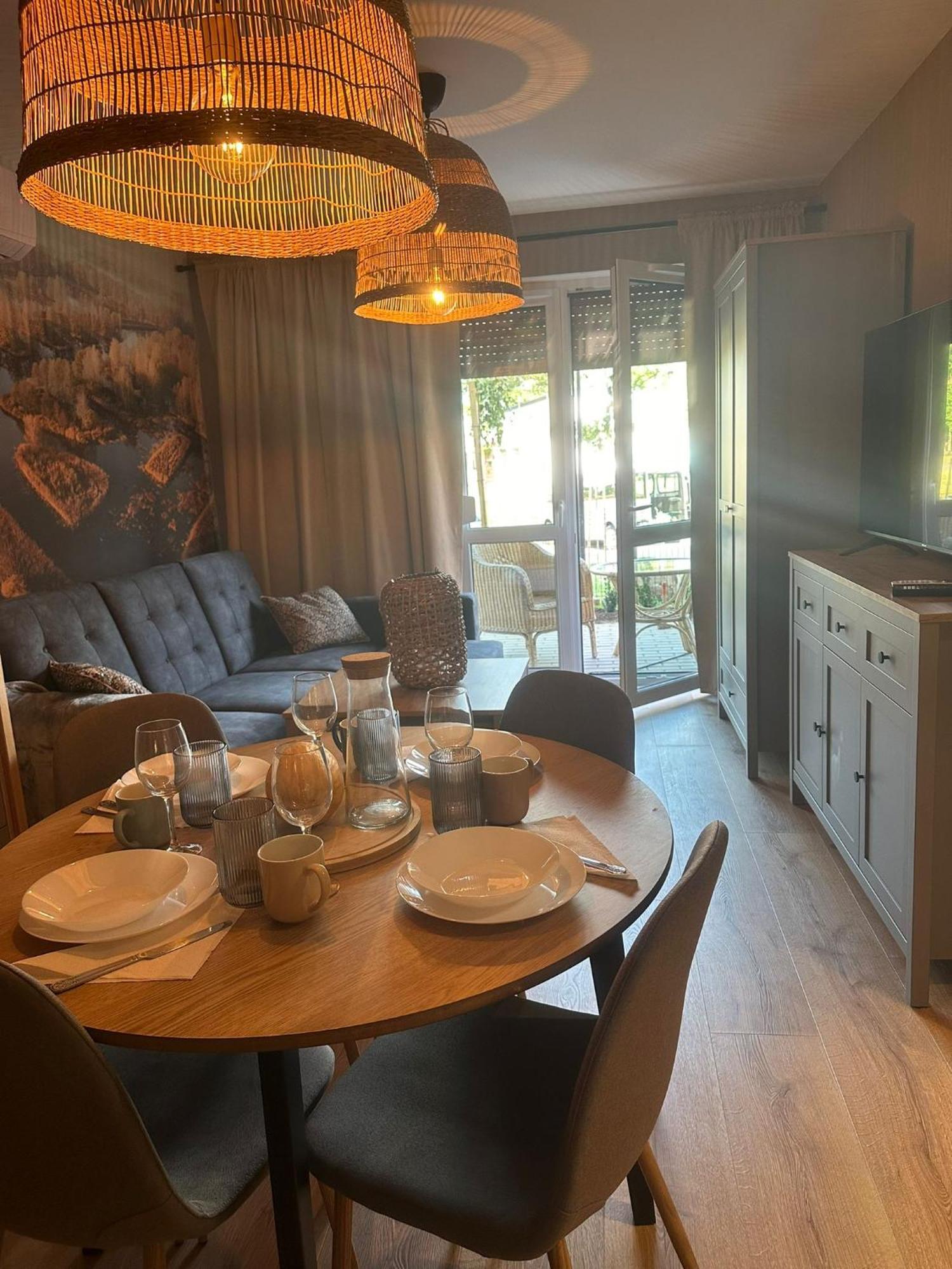Apartament 8 Z Ogrodkiem I Prywatna Sauna, Rowery, Spacery W Dolinie Baryczy - 5D Apartamenty Milicz Buitenkant foto
